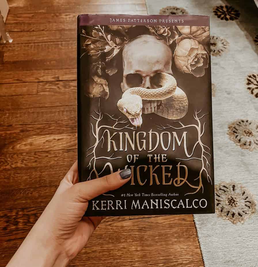 Kingdom of The Wicked By Kerri Maniscalco (Book Review)