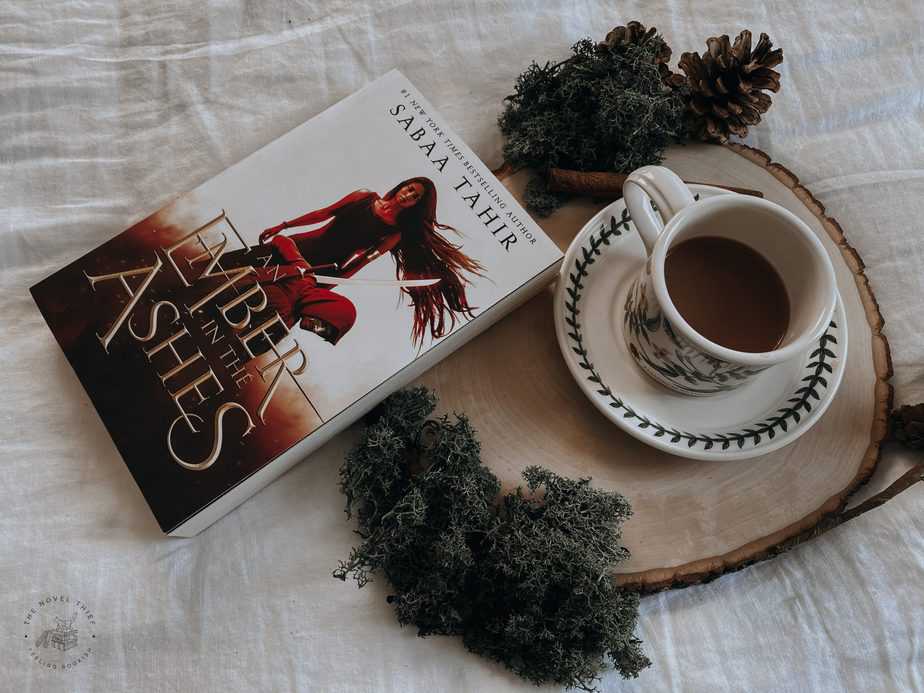 An Ember in The Ashes by Sabaa Tahir (Book Review)