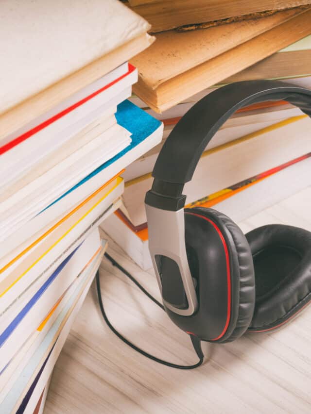 The Best Book Podcasts For Readers